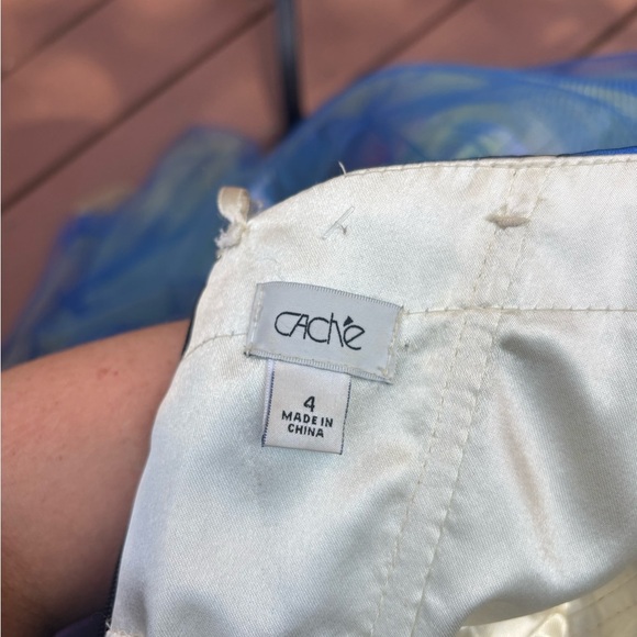 Vibrant Abstract Formal Dress | Vintage Y2K Beaded Cache Ballgown | Size 4 - Picture 15 of 17